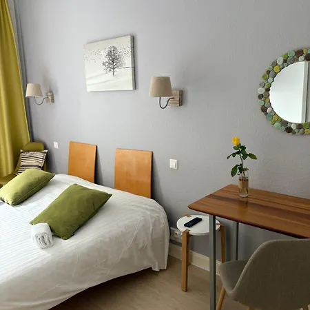 Le Domaine De Pairis Гостевой дом