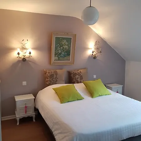Pensión Le Domaine De Pairis 3*